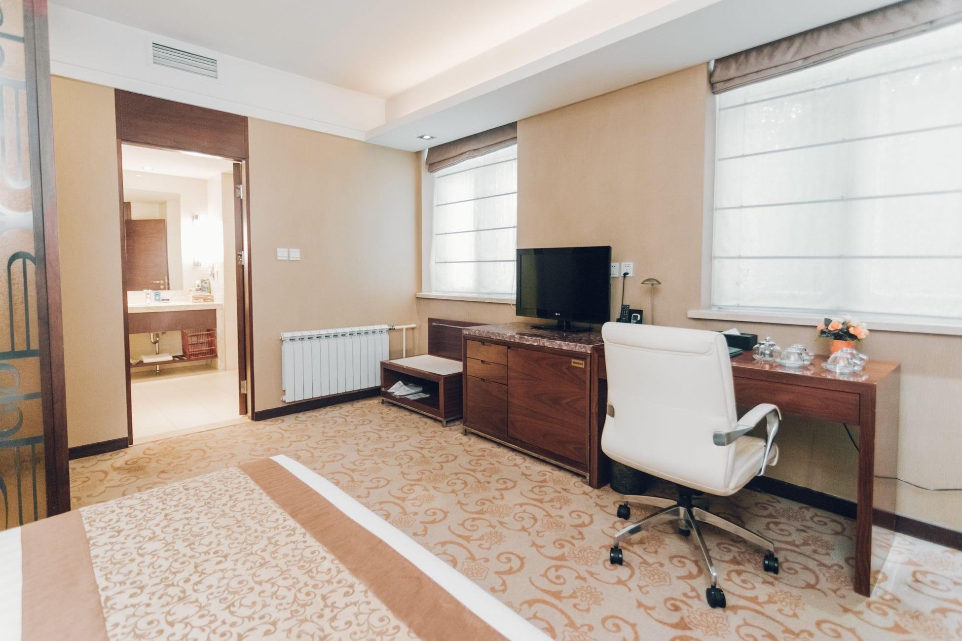 Soluxe Hotel Almaty Luaran gambar