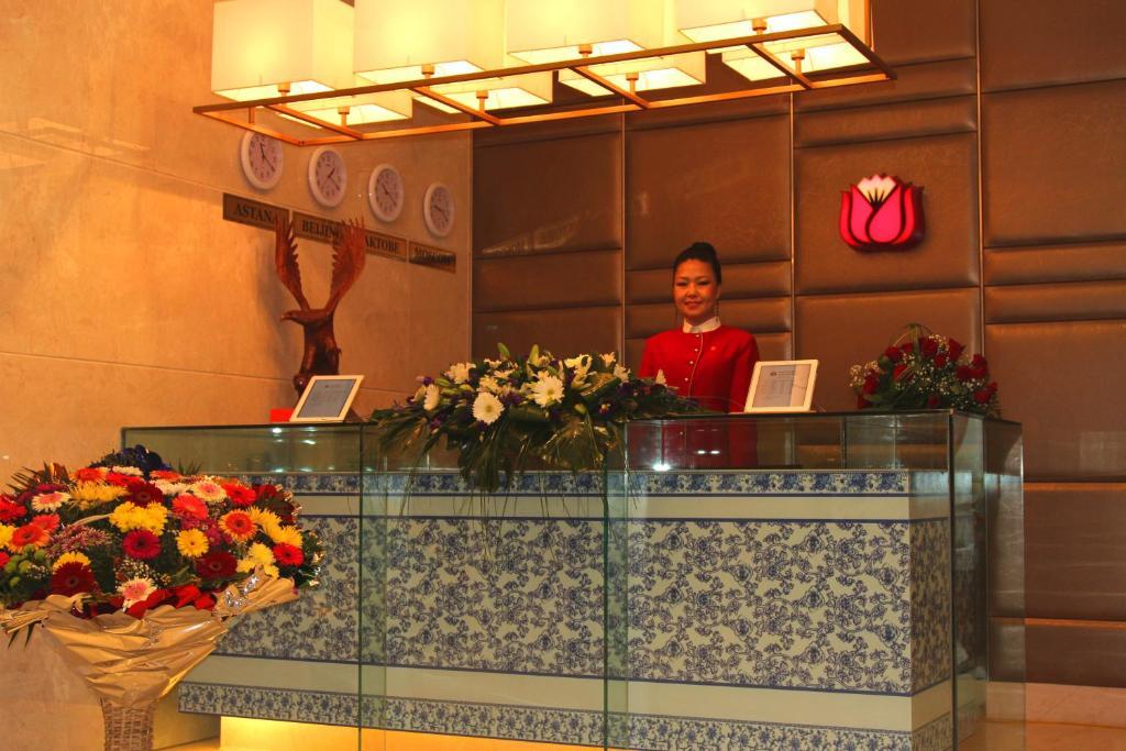 Soluxe Hotel Almaty Luaran gambar